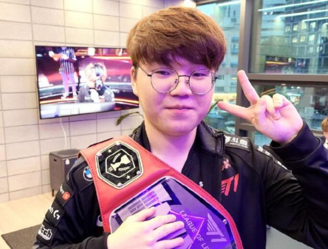 部季后赛中 部季后赛中