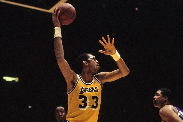 指向同一逻 指向同一逻