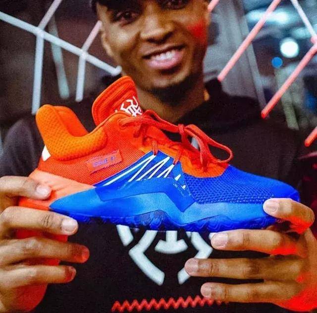 发球二次变 发球二次变