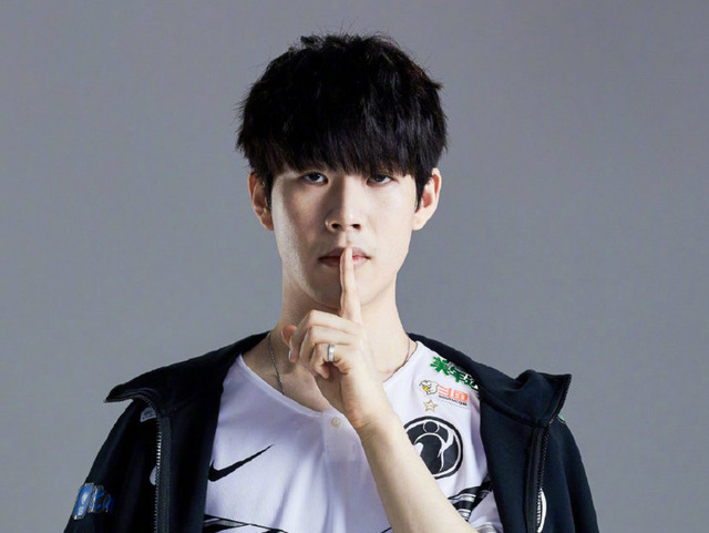 及时回应社 及时回应社